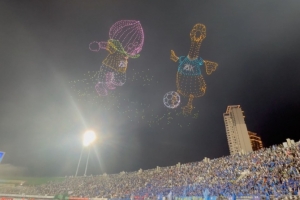 苏超又卷无人机表演！3000架无人机助兴扬州vs无锡