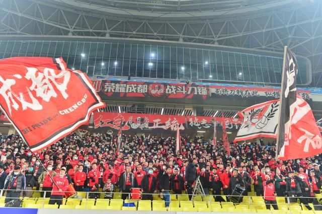 开云入口-久违的“雄起”回来了！成都疯狂主场绝杀领头羊