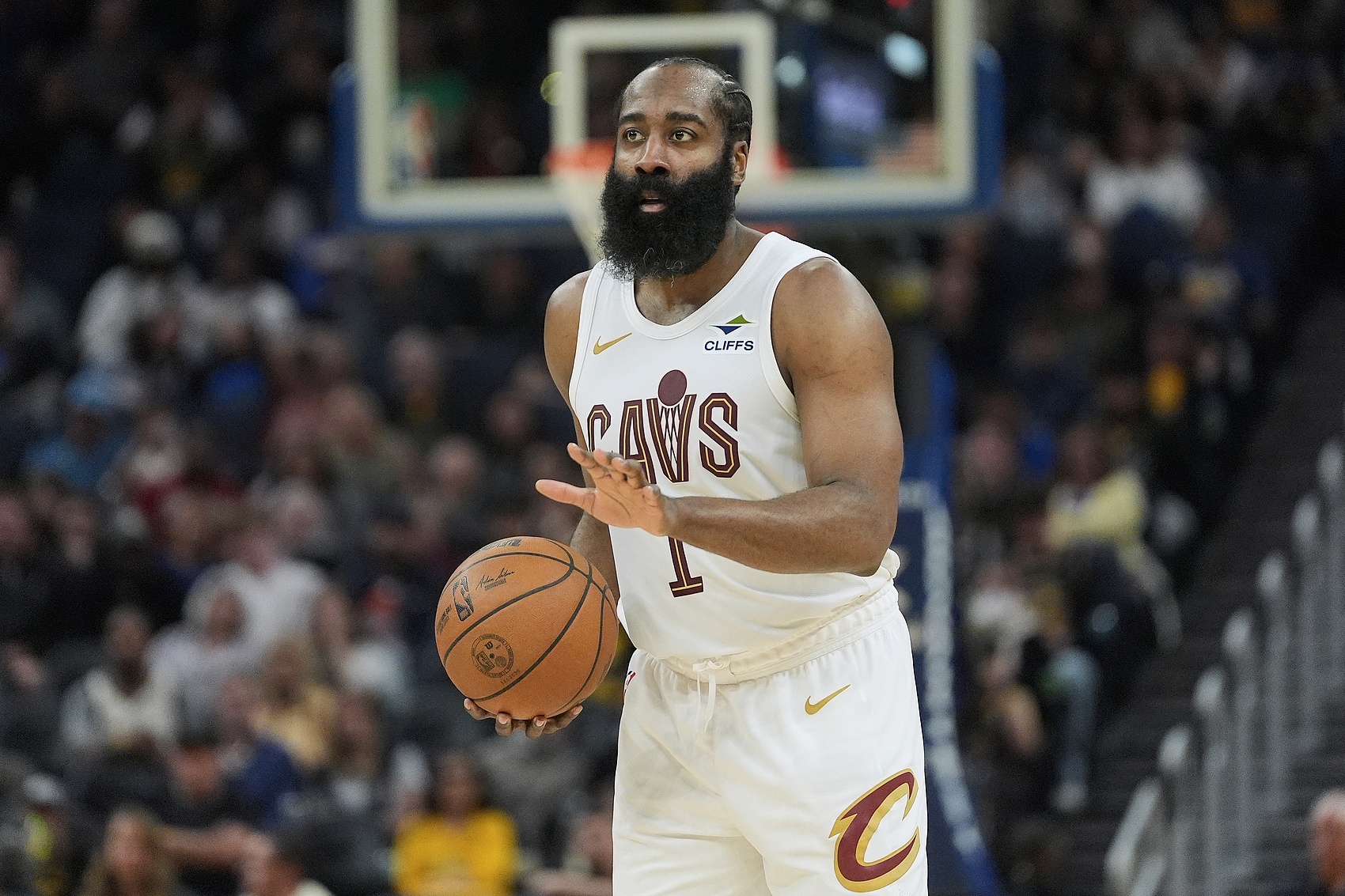 开云入口-骑士客战灰熊 哈登&米切尔&斯特鲁斯&托布&韦德&泰森缺席比赛 开云入口-骑士客战灰熊 哈登&米切尔&斯特鲁斯&托布&韦德&泰森缺席比赛